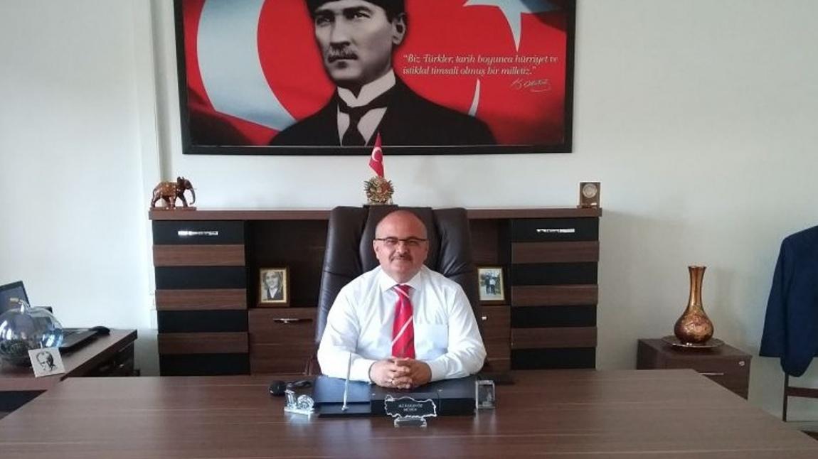 Ali Hakan ÖZ - Okul Müdürü
